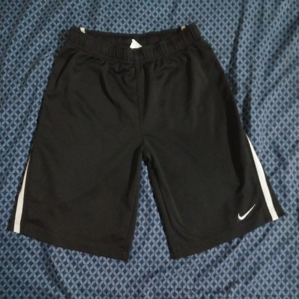 Nike Large Black Athletic Shorts!